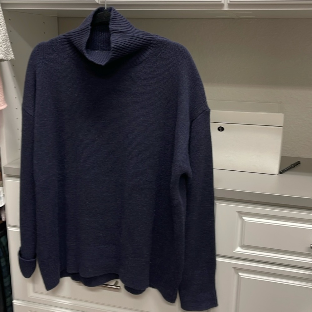 Cashmere sweater